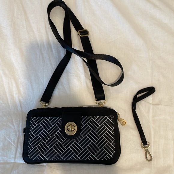 Baggallini cross body clutch/wallet - Picture 8 of 10